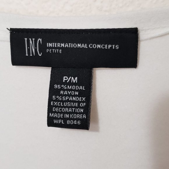 White INC Stretch Tee Shirt With Sequined Neckline Size Petite Medium - Picture 4 of 5